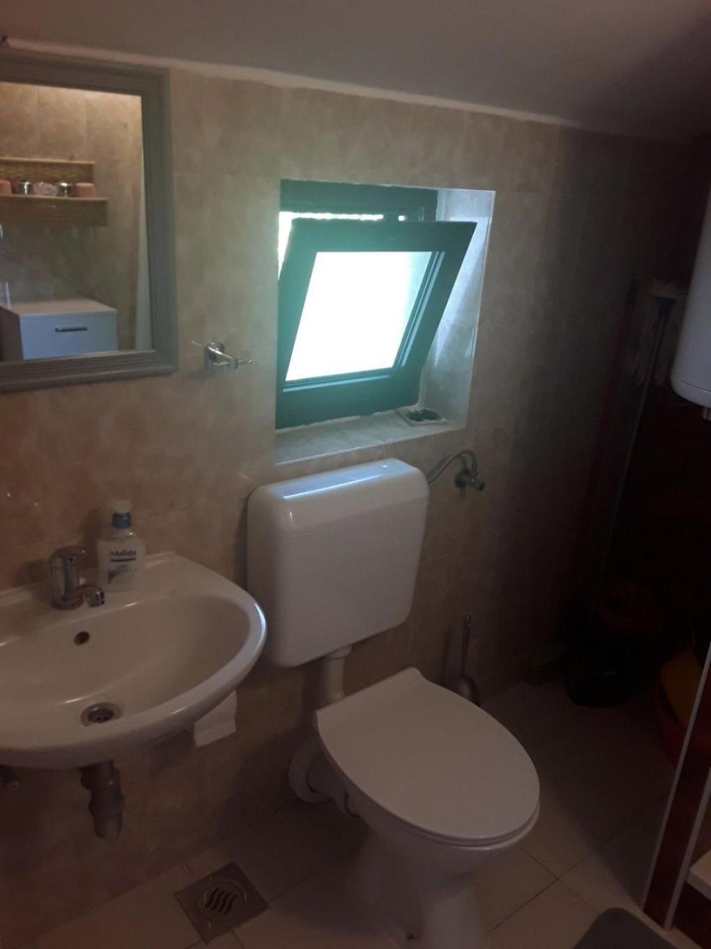 Barbat na Rabu Apartments Frane-20M From Beach מראה חיצוני תמונה