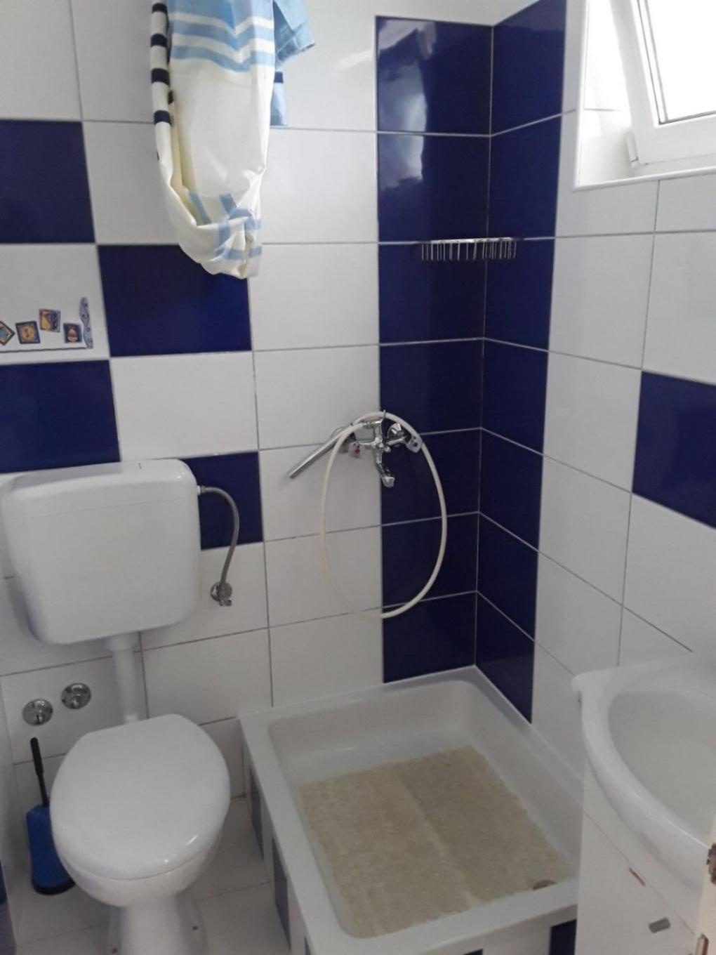 Barbat na Rabu Apartments Frane-20M From Beach מראה חיצוני תמונה
