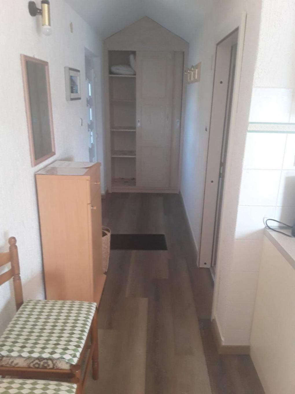 Barbat na Rabu Apartments Frane-20M From Beach מראה חיצוני תמונה