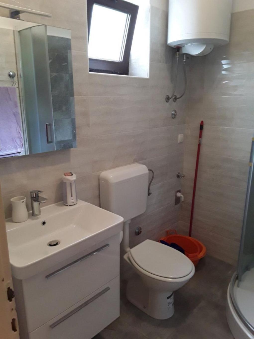 Barbat na Rabu Apartments Frane-20M From Beach מראה חיצוני תמונה